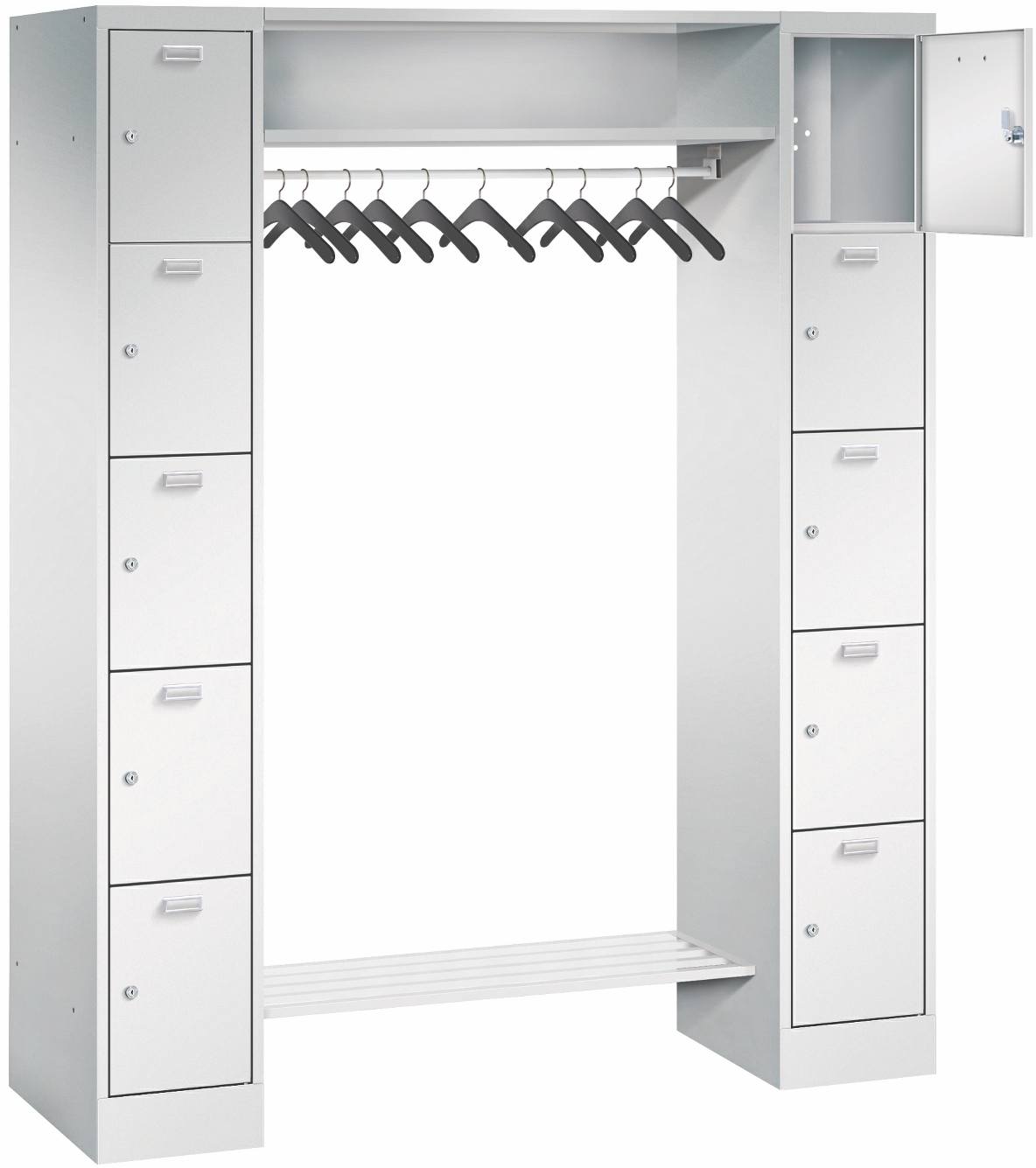 Bild von offene Garderobe mit links und rechts 5 Schliessfächer, Breite je 300 mm